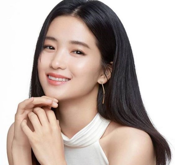 Kim Tae-ri: Wiki, Career, Awards, 6 Fun Facts & More - KDrama Live