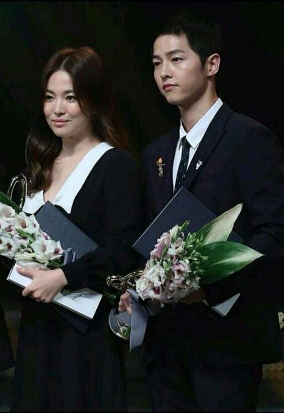kdramalive image of Song Joong-ki and Song Hye-kyo
