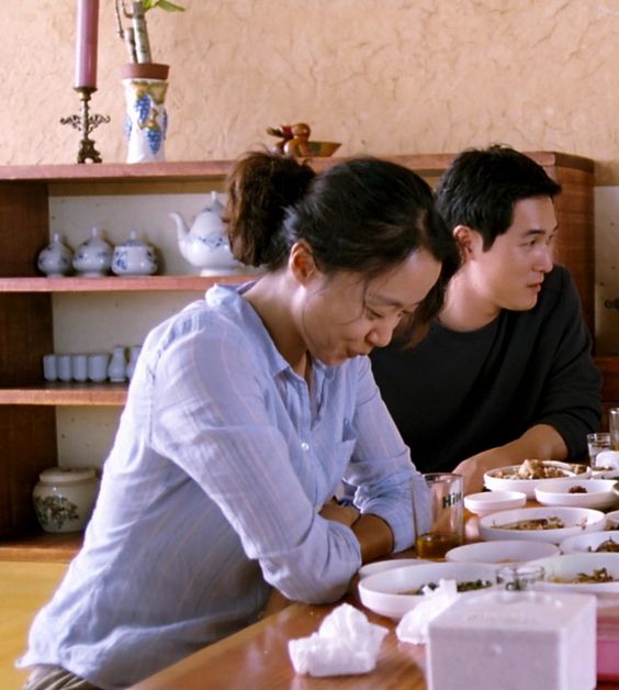 Kdramalive Jeon Do-yeon in "Secret Sunshine" (2007). 