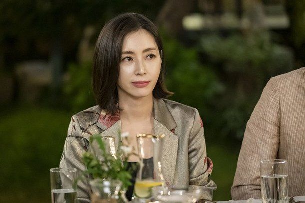 kdramalive image of 'Graceful Friends'