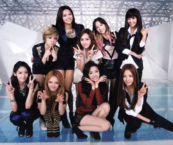 Kdramalive Image of Girls' Generation.