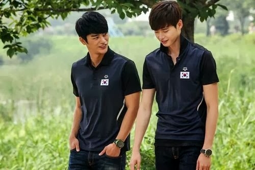 Kdramalive Image of Lee Jong-suk as Jung Woo-sang and Seo In-guk as Jo Won-il in "No Breathing" (2013). 