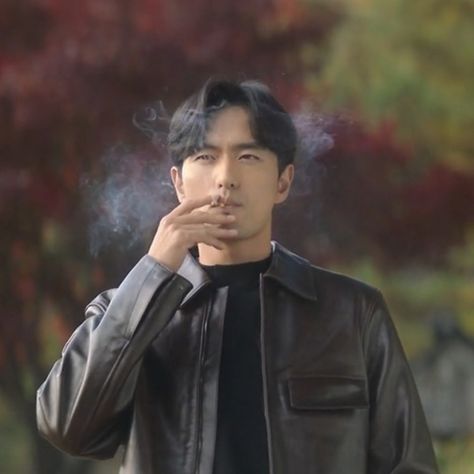 Kdramalive Image of Lee Jin-wook.