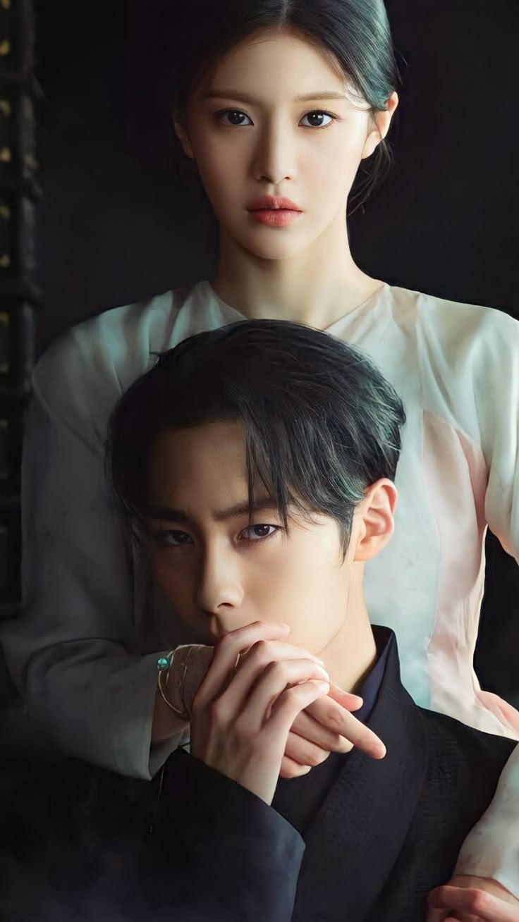 Kdramalive image of Lee Jae-wook as Jang Uk and Go Youn-jung as Jin Bu-yeon in "Alchemy of Souls" (2022-2023).